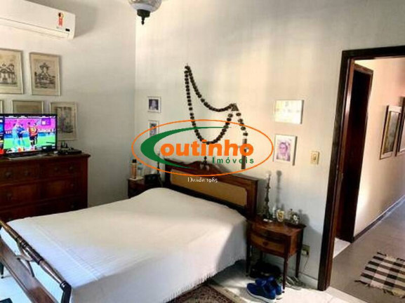Imagem Casa com 4 Quartos à Venda, 298 m² em Tijuca - Rio De Janeiro Imagem Casa com 4 Quartos à Venda, 298 m² em Tijuca - Rio De Janeiro