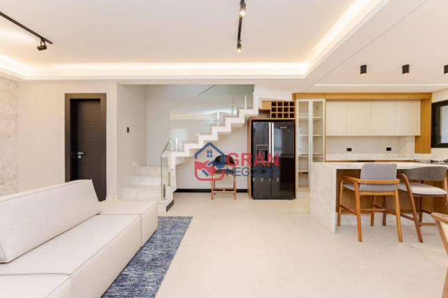 Imagem Sobrado com 3 Quartos para Alugar, 191 m² em Santa Felicidade - Curitiba Imagem Sobrado com 3 Quartos para Alugar, 191 m² em Santa Felicidade - Curitiba
