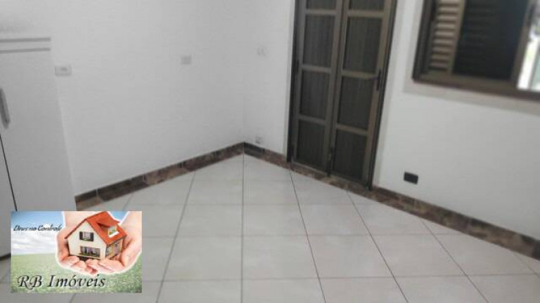 Imagem Casa com 4 Quartos à Venda, 210 m² em Vila Linda!!! - Santo André Imagem Casa com 4 Quartos à Venda, 210 m² em Vila Linda!!! - Santo André