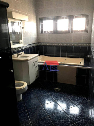Imagem Sobrado com 3 Quartos à Venda, 241 m² em Parque São Luis - Cubatão Imagem Sobrado com 3 Quartos à Venda, 241 m² em Parque São Luis - Cubatão