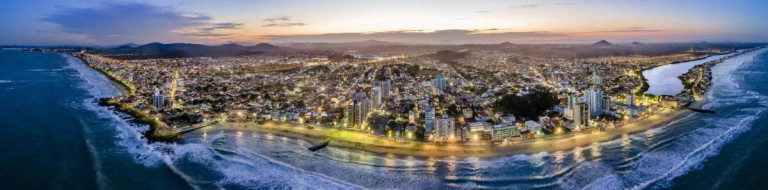 Imagem Casa com 2 Quartos à Venda, 75 m² em Barra Velha Imagem Casa com 2 Quartos à Venda, 75 m² em Barra Velha