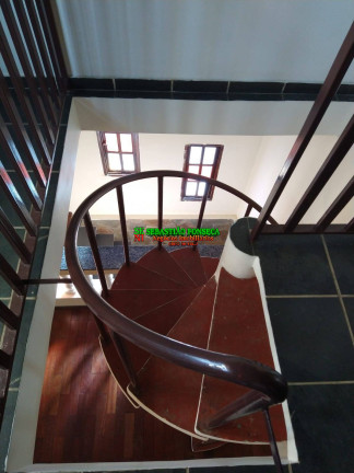 Imagem Sobrado com 8 Quartos à Venda, 550 m² em Jardim Satélite - São José Dos Campos Imagem Sobrado com 8 Quartos à Venda, 550 m² em Jardim Satélite - São José Dos Campos
