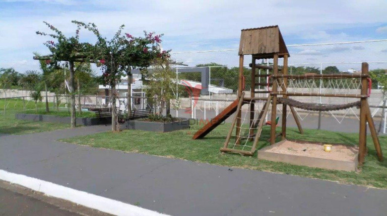 Imagem Terreno à Venda, 300 m² em Centro - Piracicaba Imagem Terreno à Venda, 300 m² em Centro - Piracicaba