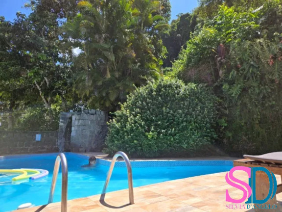 Imagem Casa com 12 Quartos à Venda, 1.500 m² em Praia Grande - Ubatuba Imagem Casa com 12 Quartos à Venda, 1.500 m² em Praia Grande - Ubatuba