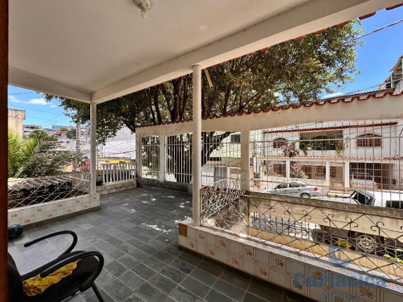 Imagem Casa com 5 Quartos à Venda, 326 m² em Bela Aurora - Cariacica Imagem Casa com 5 Quartos à Venda, 326 m² em Bela Aurora - Cariacica