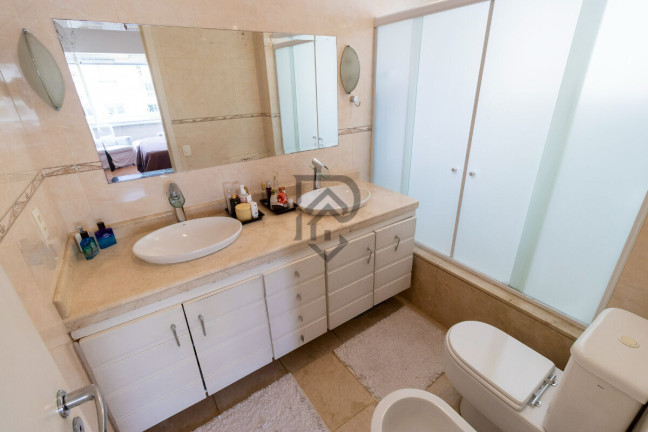 Imagem Apartamento com 3 Quartos à Venda, 195 m² em Moema - São Paulo
