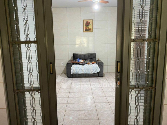 Imagem Casa com 3 Quartos à Venda, 363 m² em Vila Nova Paulista - Bauru Imagem Casa com 3 Quartos à Venda, 363 m² em Vila Nova Paulista - Bauru