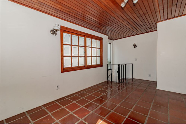 Imagem Imóvel com 2 Quartos à Venda, em Menino Deus - Porto Alegre Imagem Imóvel com 2 Quartos à Venda, em Menino Deus - Porto Alegre