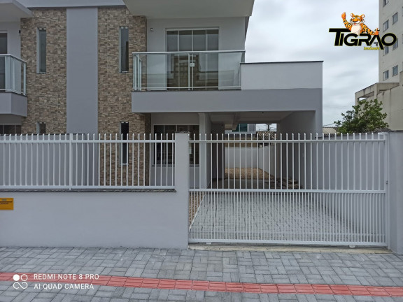 Imagem Sobrado com 2 Quartos à Venda, 98 m² em Centro - Navegantes Imagem Sobrado com 2 Quartos à Venda, 98 m² em Centro - Navegantes