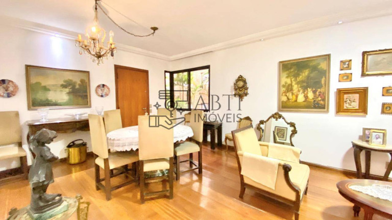 Imagem Apartamento com 4 Quartos à Venda, 130 m² em Moema - São Paulo Imagem Apartamento com 4 Quartos à Venda, 130 m² em Moema - São Paulo
