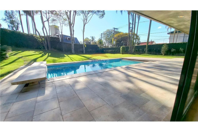 Imagem Casa com 5 Quartos para Alugar, 1.070 m² em Cidade Jardim - São Paulo