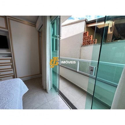 Imagem Casa com 6 Quartos à Venda, 288 m² em Monte Alegre - Camboriú Imagem Casa com 6 Quartos à Venda, 288 m² em Monte Alegre - Camboriú