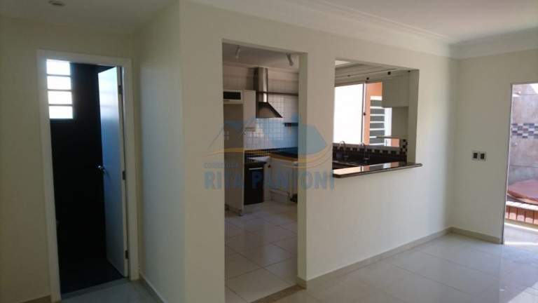 Imagem Casa de Condomínio com 3 Quartos à Venda, 190 m² em Condomínio Gerânios - Ribeirão Preto Imagem Casa de Condomínio com 3 Quartos à Venda, 190 m² em Condomínio Gerânios - Ribeirão Preto
