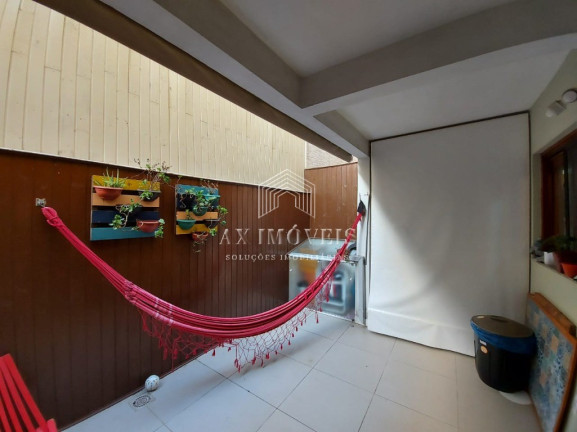 Imagem Casa com 3 Quartos à Venda, 168 m² em Cristo Redentor - Porto Alegre Imagem Casa com 3 Quartos à Venda, 168 m² em Cristo Redentor - Porto Alegre