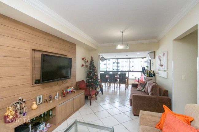 Imagem Apartamento com 3 Quartos à Venda, 95 m² em Centro - Balneário Camboriú Imagem Apartamento com 3 Quartos à Venda, 95 m² em Centro - Balneário Camboriú