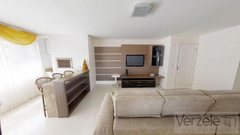 Imagem Apartamento com 3 Quartos à Venda, 143 m² em Centro Imagem Apartamento com 3 Quartos à Venda, 143 m² em Centro