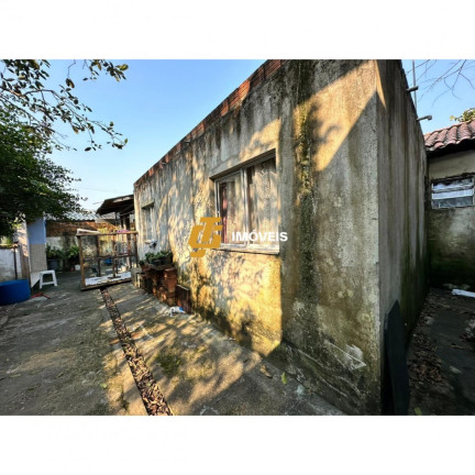 Imagem Casa com 2 Quartos à Venda, em Monte Alegre - Camboriú Imagem Casa com 2 Quartos à Venda, em Monte Alegre - Camboriú