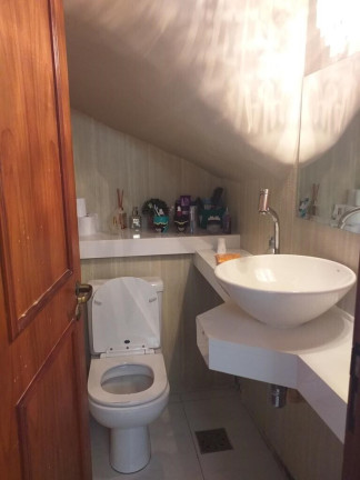 Imagem Casa de Condomínio com 3 Quartos à Venda, 230 m² em Santa Tereza - Porto Alegre