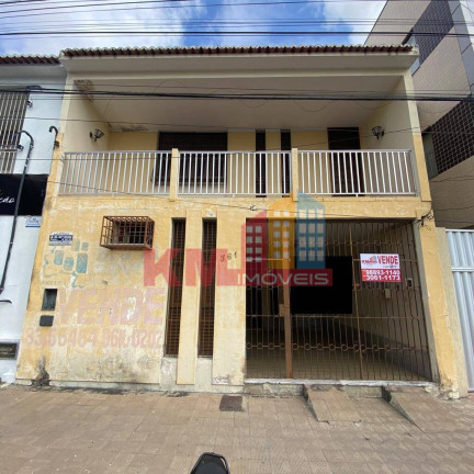 Imagem Casa com 4 Quartos à Venda, 270 m² em Centro - Mossoró Imagem Casa com 4 Quartos à Venda, 270 m² em Centro - Mossoró