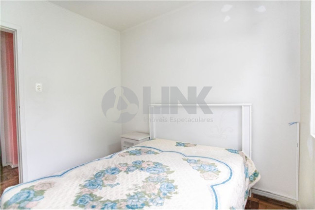 Imagem Apartamento com 3 Quartos à Venda, 81 m² em Higienópolis - Porto Alegre Imagem Apartamento com 3 Quartos à Venda, 81 m² em Higienópolis - Porto Alegre