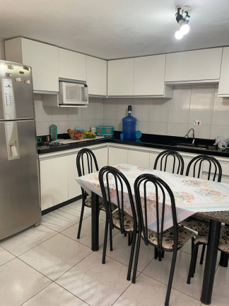 Imagem Casa com 3 Quartos à Venda,  em Taboão - Diadema