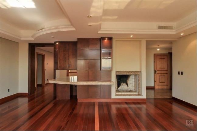 Imagem Apartamento com 3 Quartos à Venda, 211 m² em Bela Vista - Porto Alegre Imagem Apartamento com 3 Quartos à Venda, 211 m² em Bela Vista - Porto Alegre
