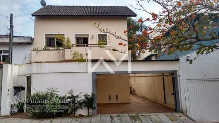 Sobrado com 6 Quartos à Venda, 300 m² em Jardim Santa Mena - Guarulhos