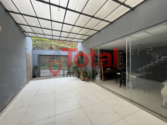 Imagem Casa com 3 Quartos à Venda, 180 m² em Giovanini - Coronel Fabriciano Imagem Casa com 3 Quartos à Venda, 180 m² em Giovanini - Coronel Fabriciano