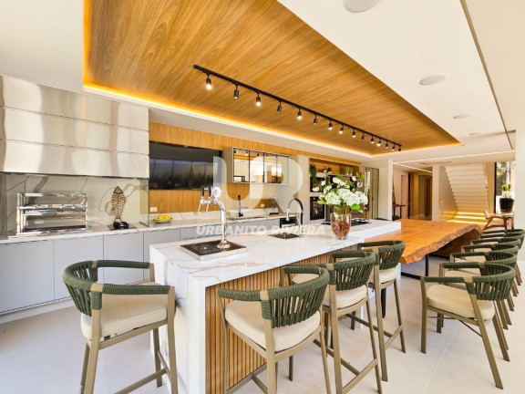 Imagem Casa com 7 Quartos à Venda, 758 m² em Riviera | Módulo 16 - Bertioga Imagem Casa com 7 Quartos à Venda, 758 m² em Riviera | Módulo 16 - Bertioga