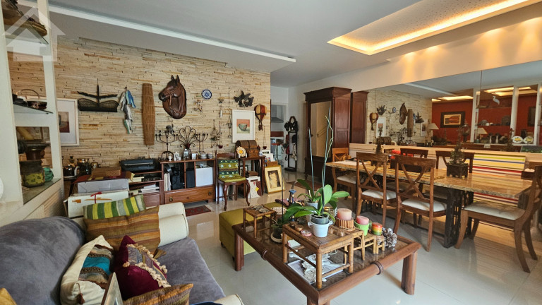 Imagem Casa com 4 Quartos à Venda, 259 m² em Vargem Pequena - Rio De Janeiro