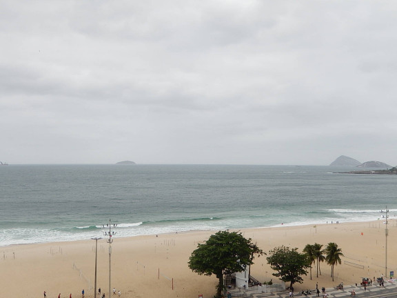 Imagem Apartamento com 3 Quartos à Venda,  em Copacabana - Rio De Janeiro