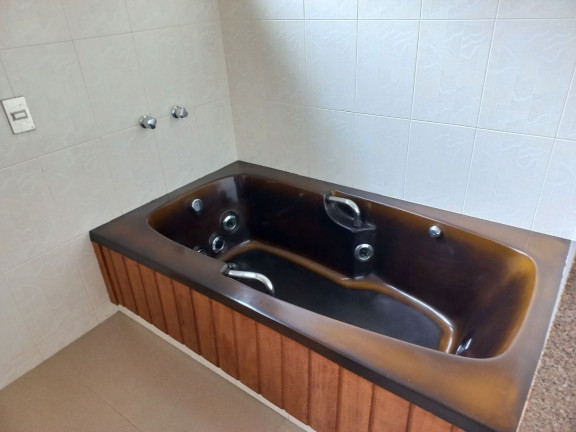Imagem Casa com 4 Quartos à Venda, 326 m² em Araras - Teresópolis Imagem Casa com 4 Quartos à Venda, 326 m² em Araras - Teresópolis