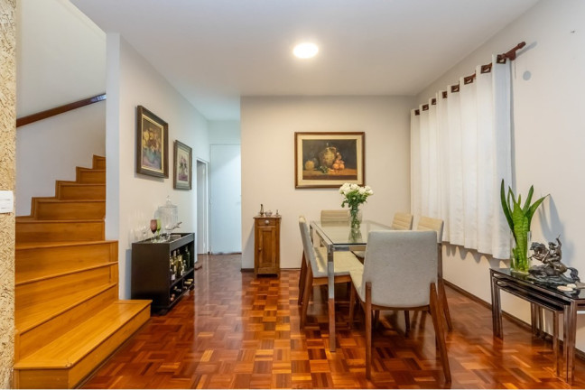 Imagem Sobrado com 3 Quartos à Venda, 200 m² em Conjunto Residencial Vista Verde - São Paulo Imagem Sobrado com 3 Quartos à Venda, 200 m² em Conjunto Residencial Vista Verde - São Paulo
