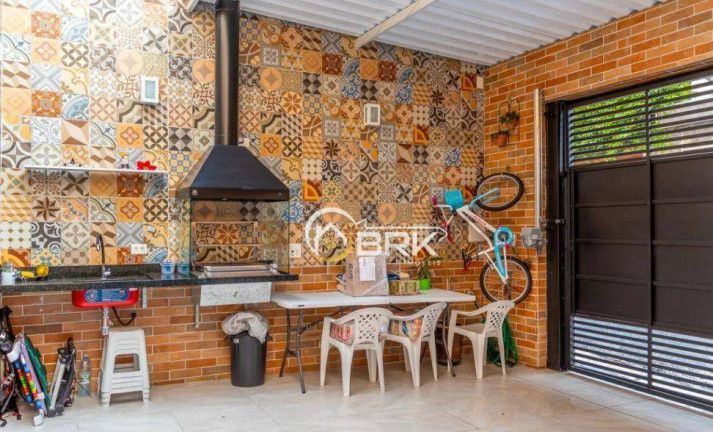 Casa com 2 Quartos à Venda, 120 m² em Vila Carrão - São Paulo