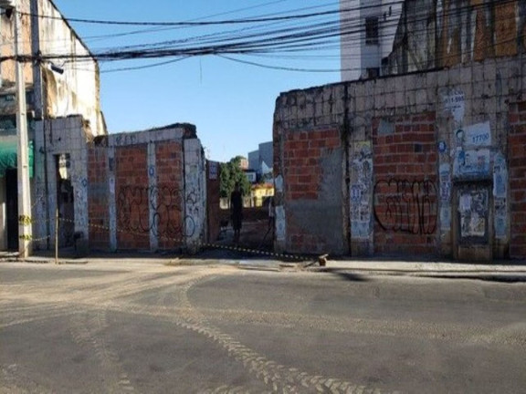 Imagem Terreno à Venda, 1.100 m² em Matatu - Salvador Imagem Terreno à Venda, 1.100 m² em Matatu - Salvador