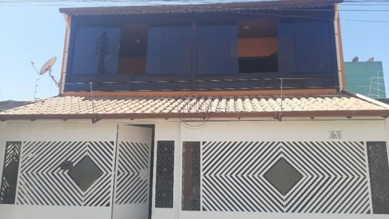 Casa com 4 Quartos à Venda, 186 m² em Samambaia Norte (samambaia) - Brasília