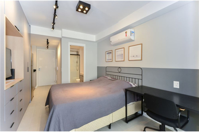 Imagem Imóvel com 1 Quarto à Venda, em Moema - São Paulo Imagem Imóvel com 1 Quarto à Venda, em Moema - São Paulo
