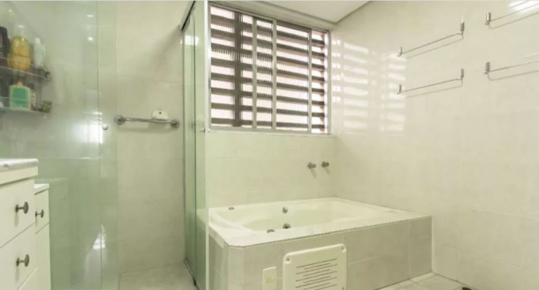 Imagem Apartamento com 3 Quartos à Venda, 128 m² em Itaim Bibi - São Paulo