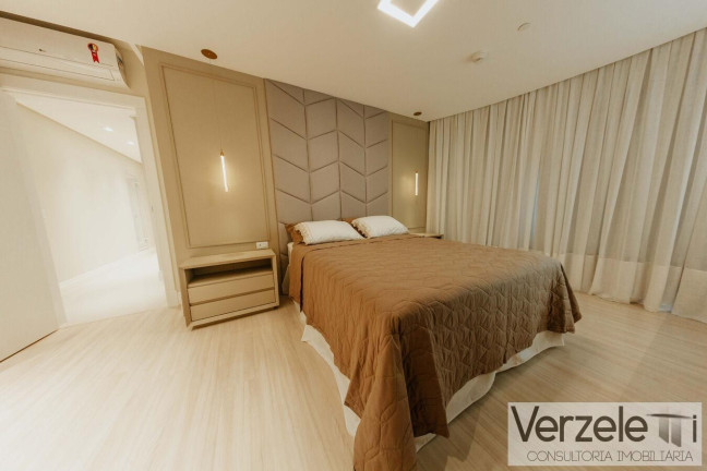 Imagem Apartamento com 3 Quartos à Venda, 164 m² em Pioneiros - Balneário Camboriú Imagem Apartamento com 3 Quartos à Venda, 164 m² em Pioneiros - Balneário Camboriú
