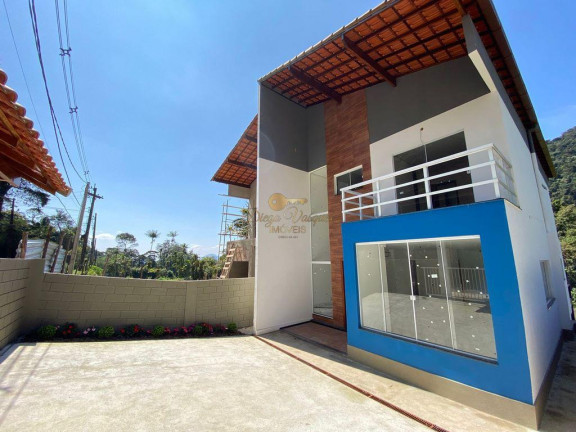 Imagem Casa com 4 Quartos à Venda, 220 m² em Granja Guarani - Teresópolis Imagem Casa com 4 Quartos à Venda, 220 m² em Granja Guarani - Teresópolis