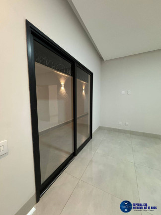 Imagem Casa com 3 Quartos à Venda, 300 m² em Vila Cristina - Goiânia Imagem Casa com 3 Quartos à Venda, 300 m² em Vila Cristina - Goiânia