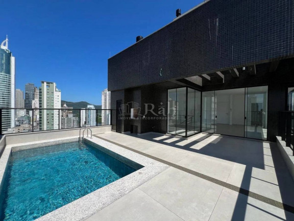 Imagem Cobertura com 4 Quartos à Venda, 264 m² em Centro - Balneário Camboriú Imagem Cobertura com 4 Quartos à Venda, 264 m² em Centro - Balneário Camboriú