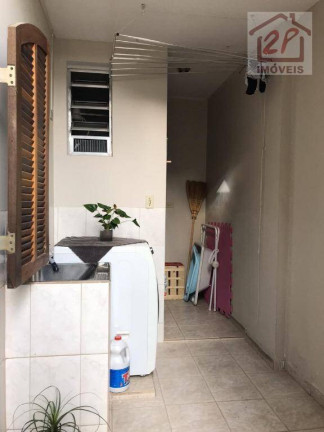 Imagem Casa com 4 Quartos à Venda, 164 m² em Bosque Dos Eucaliptos - São José Dos Campos Imagem Casa com 4 Quartos à Venda, 164 m² em Bosque Dos Eucaliptos - São José Dos Campos