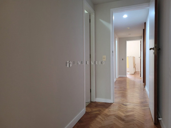 Imagem Apartamento com 3 Quartos à Venda, 201 m² em Copacabana - Rio De Janeiro Imagem Apartamento com 3 Quartos à Venda, 201 m² em Copacabana - Rio De Janeiro