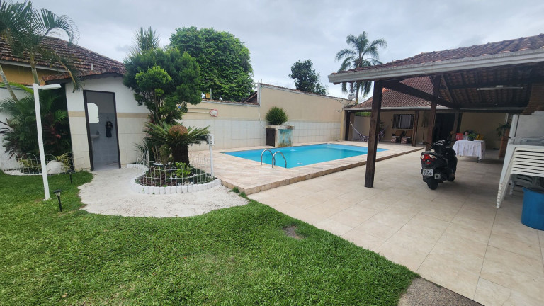 Imagem Casa com 3 Quartos à Venda, 150 m² em Catiapoa - São Vicente Imagem Casa com 3 Quartos à Venda, 150 m² em Catiapoa - São Vicente