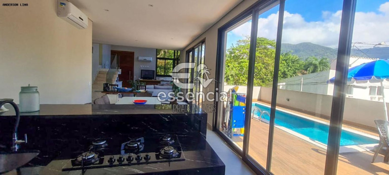 Imagem Casa com 4 Quartos à Venda, 230 m² em Praia Da Lagoinha - Ubatuba