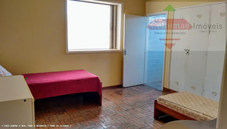 Imagem Casa com 3 Quartos à Venda, 218 m² em Jardim Eulalia - Taubaté Imagem Casa com 3 Quartos à Venda, 218 m² em Jardim Eulalia - Taubaté