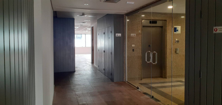 Sala Comercial para Alugar, 589 m² em Cidade Monções - São Paulo