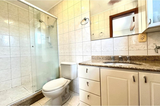 Imagem Imóvel com 3 Quartos à Venda, 108 m² em São Sebastião - Porto Alegre Imagem Imóvel com 3 Quartos à Venda, 108 m² em São Sebastião - Porto Alegre