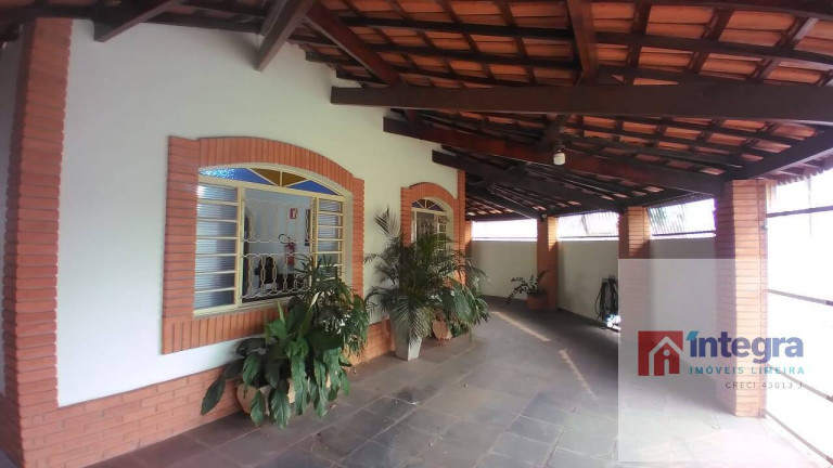 Imagem Casa com 4 Quartos à Venda, 297 m² em Parque Residencial Aeroporto - Limeira Imagem Casa com 4 Quartos à Venda, 297 m² em Parque Residencial Aeroporto - Limeira